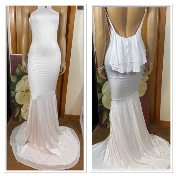 Dresses & Skirts - 🎉HP STUNNING OPEN BACK DRESS